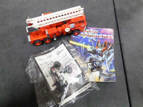 image of transformers G1 collectible 1