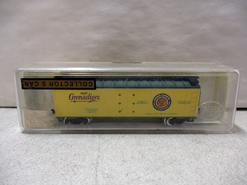 z-scale model trains image 2